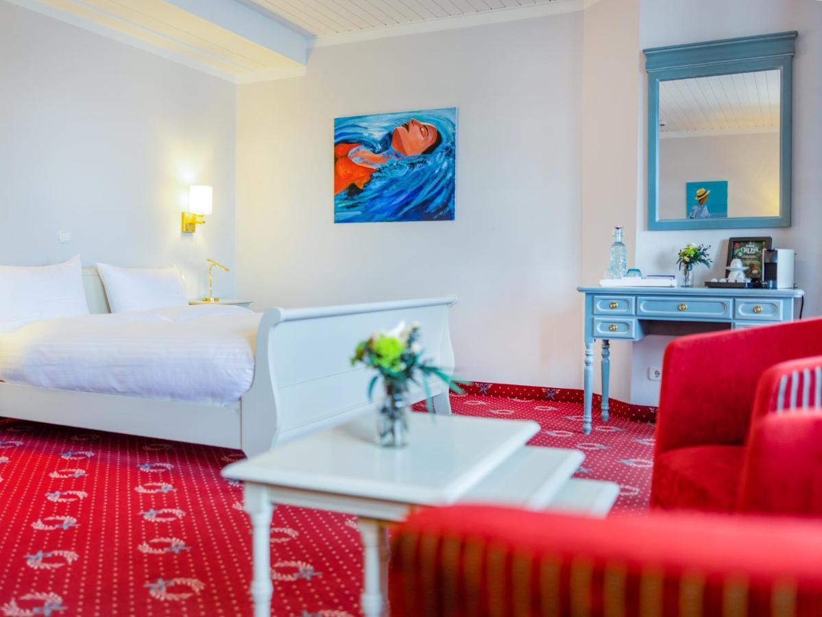 Strandhotel Berg Берґ-ам-Штарнберґер-Зе Екстер'єр фото