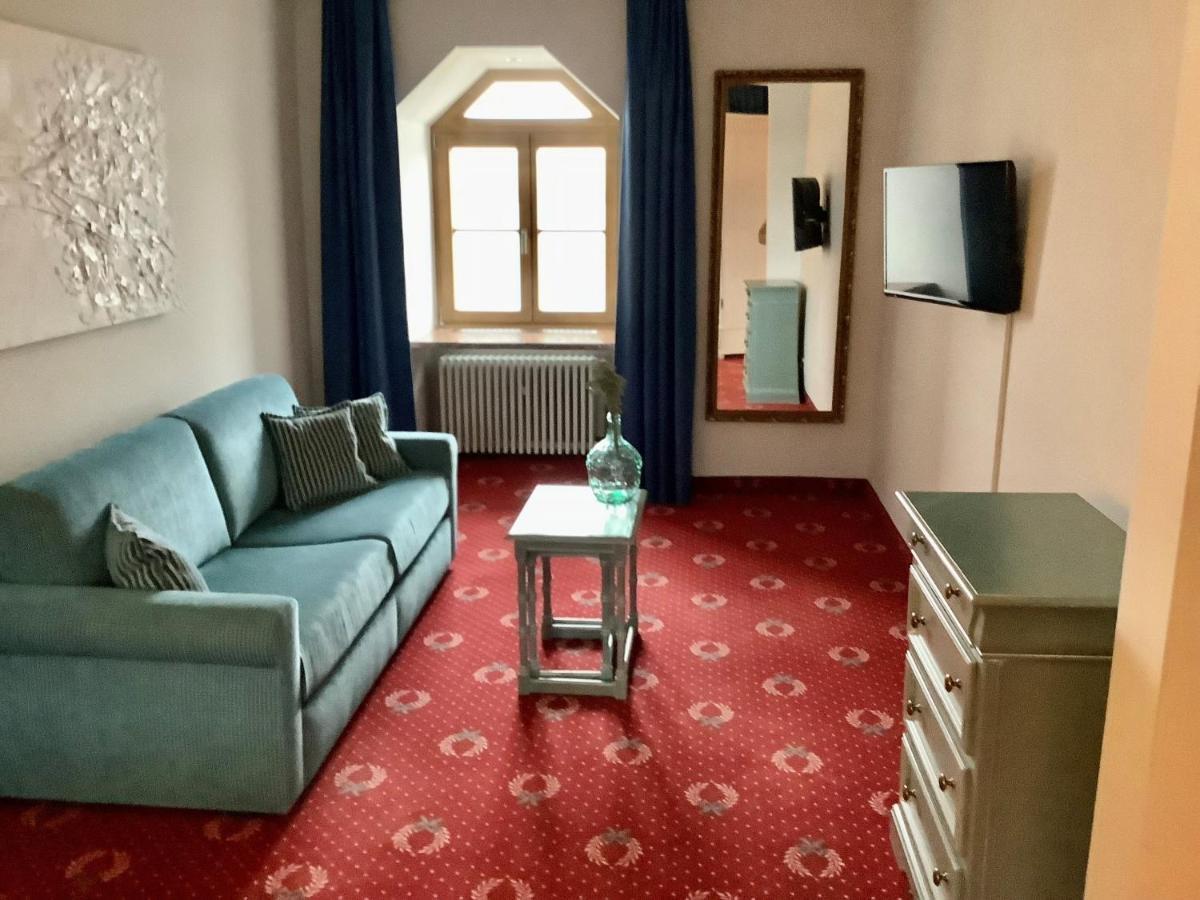 Strandhotel Berg Берґ-ам-Штарнберґер-Зе Екстер'єр фото