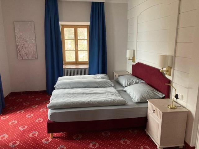 Strandhotel Berg Берґ-ам-Штарнберґер-Зе Екстер'єр фото