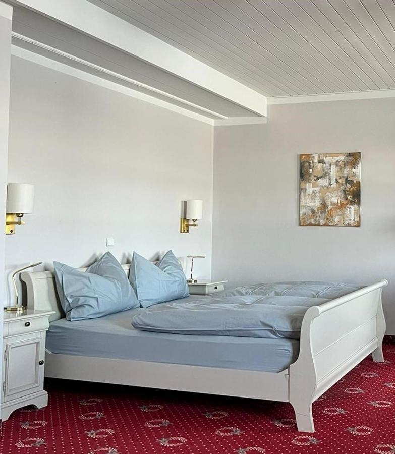 Strandhotel Berg Берґ-ам-Штарнберґер-Зе Екстер'єр фото